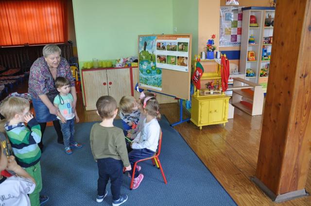 Dzień Kobiet gr.Delfinki